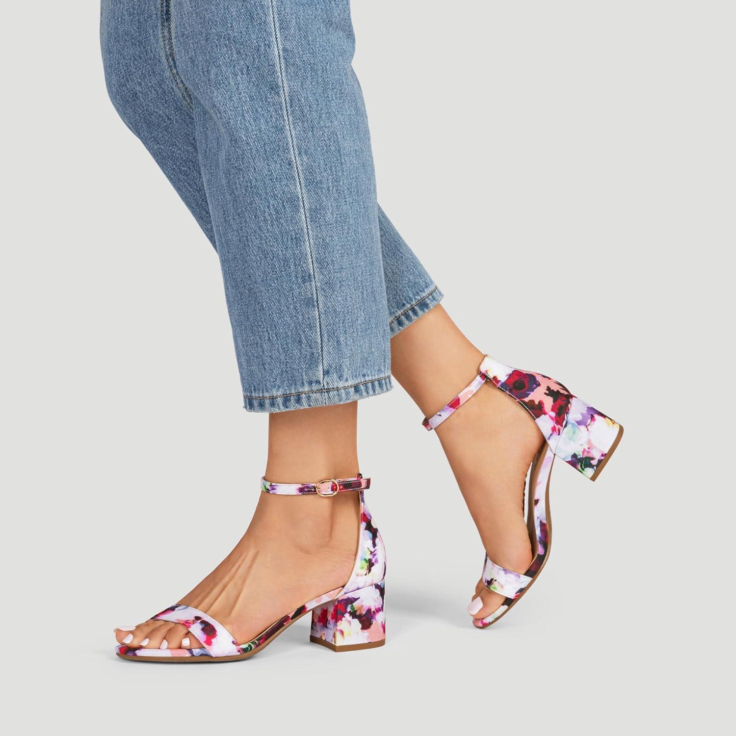 imageDREAM PAIRS Womens LowChunk Low Heel Pump SandalFloral