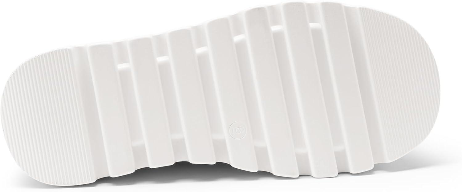 imageDREAM PAIRS Women Platform Combat Ankle Boots Goth Chunky High Heel Lace Up Motorcycle BootiesWhite