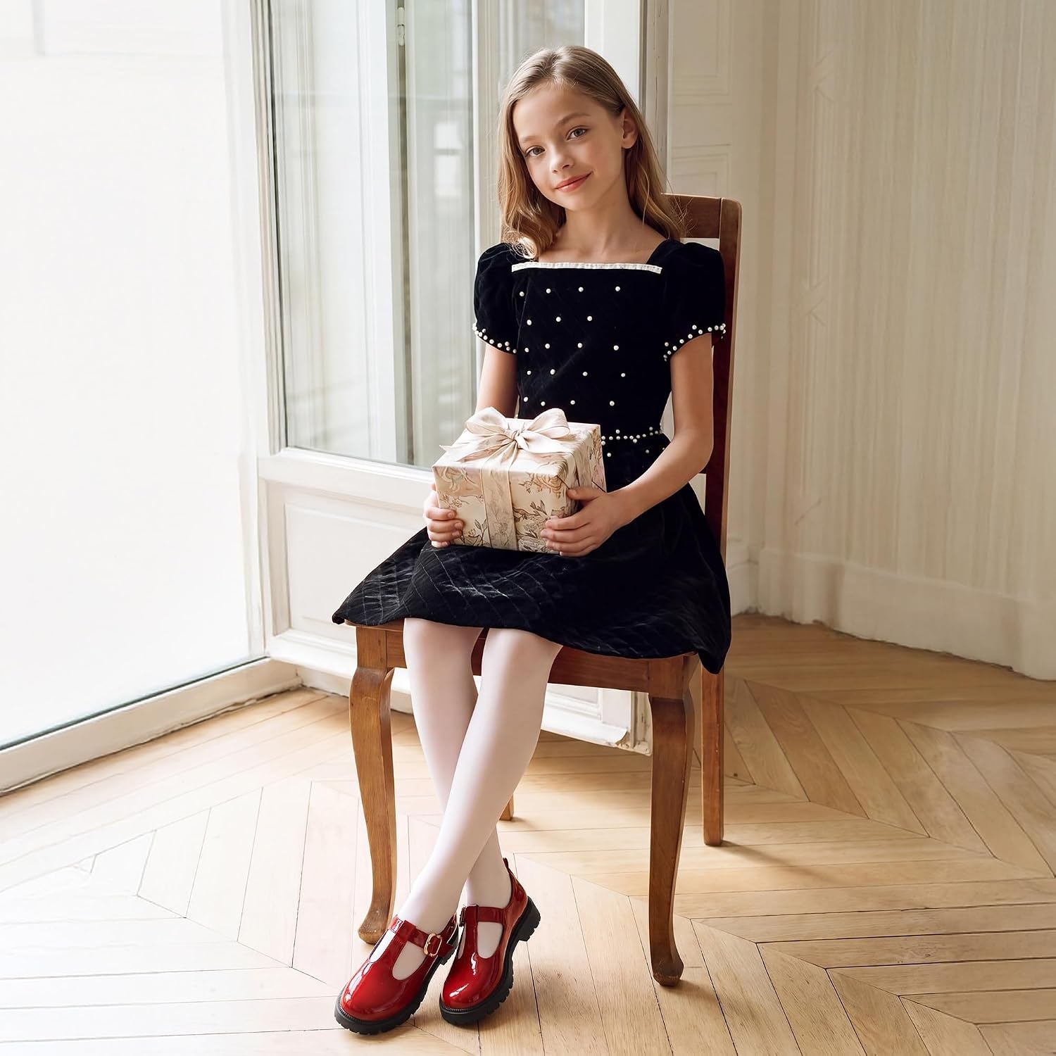 image:imageDREAM PAIRS Girls Mary Jane Dress Shoes School Uniform TStrap Loafers Platform Chunky Heel Closed Toe FlatsRed