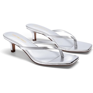 DREAM PAIRS Kitten Heels for Women Flip Flop Low Heels Square Open Toe Sandals Thong 1.97 Inch Heeled Sandals for Summer Vacation(Silver)