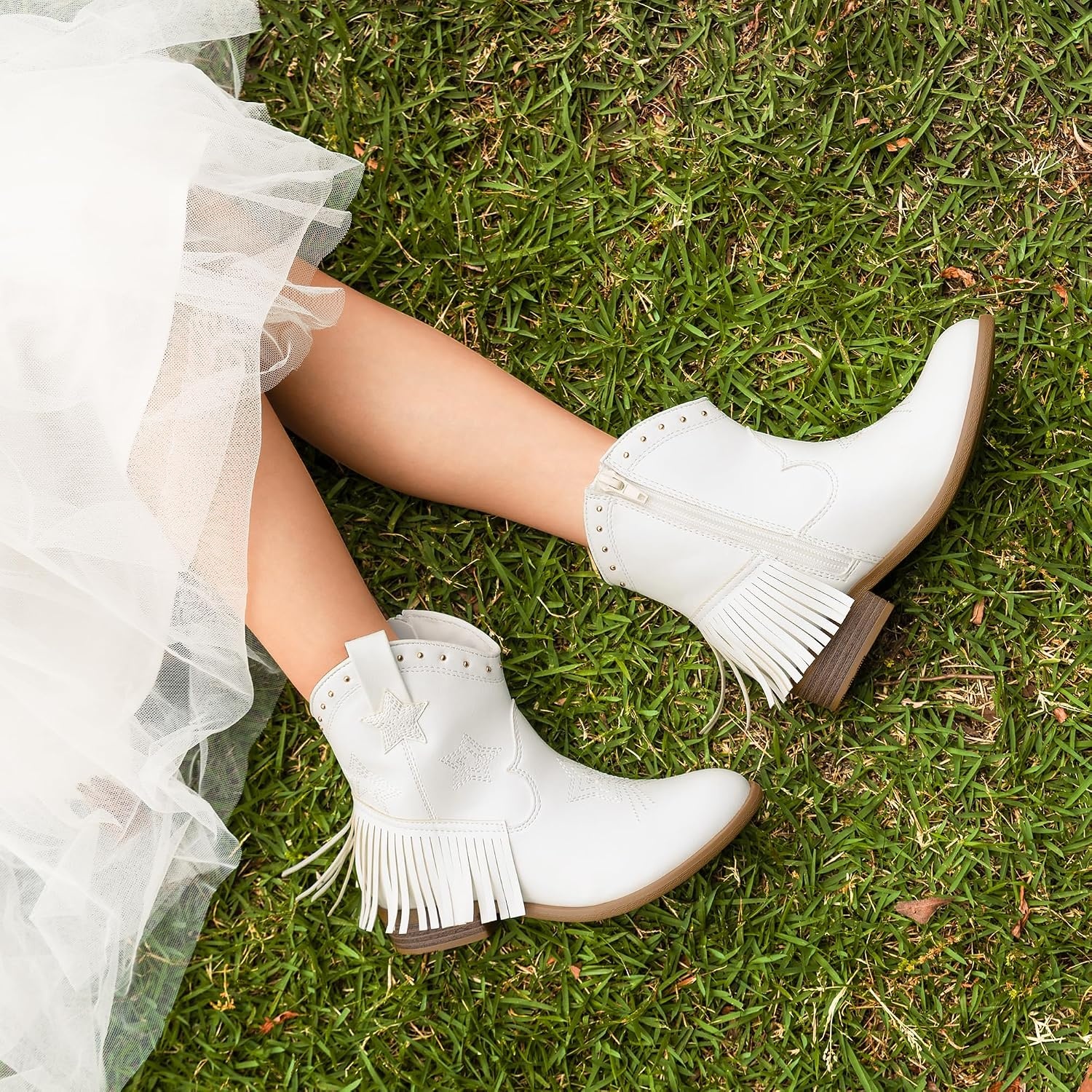 image:imageDREAM PAIRS Girls Cowboy Cowgirl Western Boots Tassel star soft lining lowheel ankle cow girl boots pullon riding shoes with soft liningWhite
