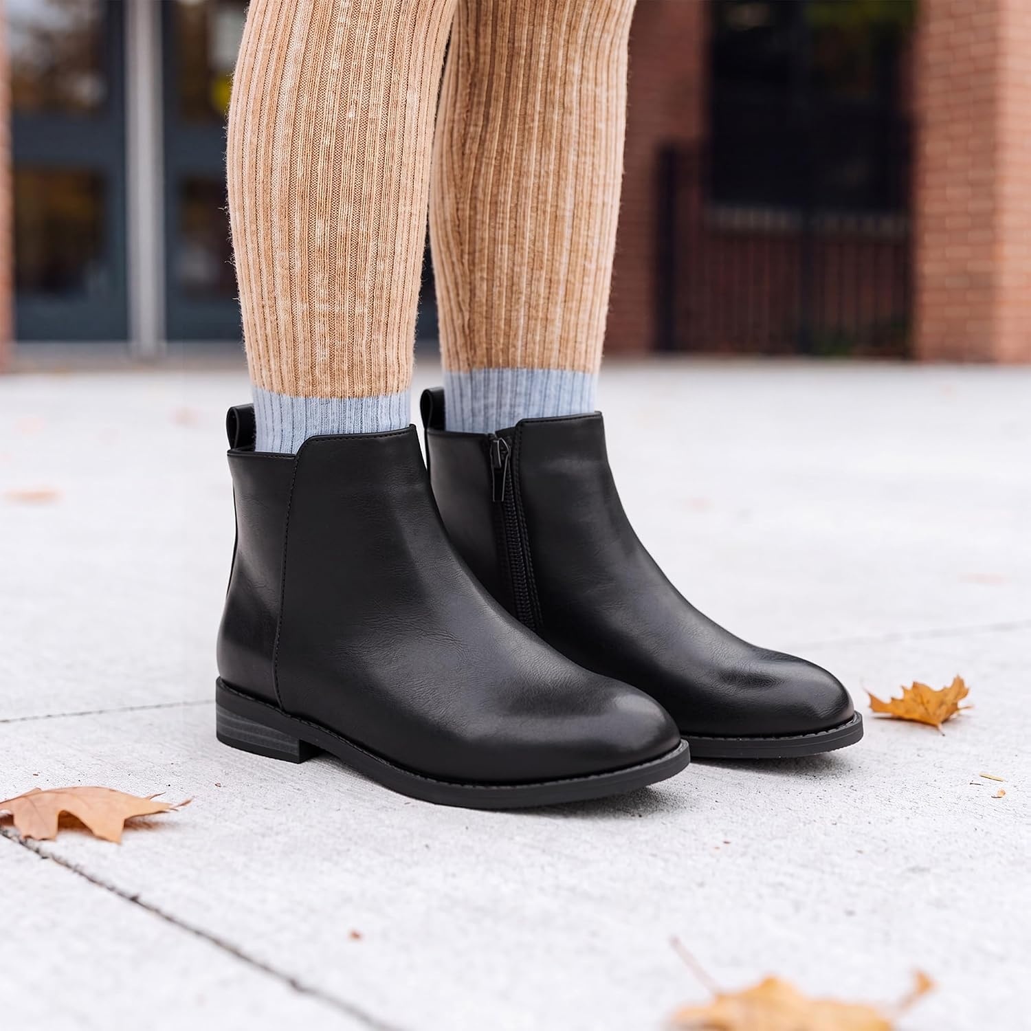 image:imageDREAM PAIRS Girls Glitter Star Ankle Boots Glitter stars add sparkle to every step Side zipper and pull tab Soft lining low heel TPR outsole for steady stepsAll Black
