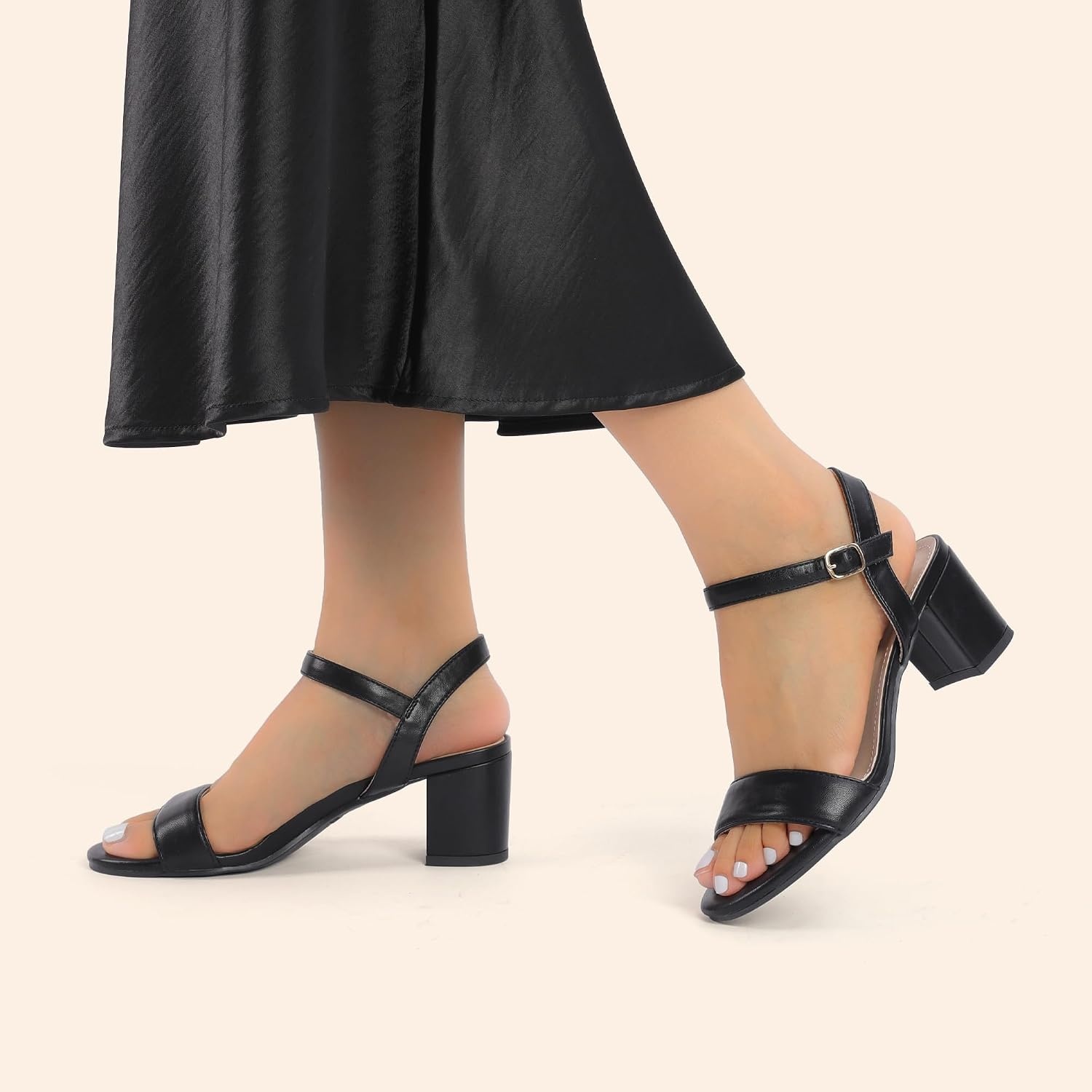 image:imageDREAM PAIRS Womens Chunky Low Heeled Sandals Comfortable Open Toe Ankle Strap Classic Short Block Sandals with Buckle for Daily Work Wedding PartyBlackpu