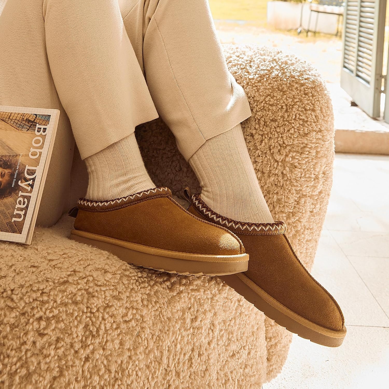 image:imageDREAM PAIRS Womens Fuzzy Cozy Indoor SlippersChestnut