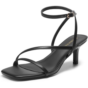 DREAM PAIRS Women’s Low Kitten Heels Strappy Sandals(Black)